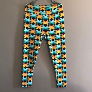 LuLa Roe leggings tall & curvy